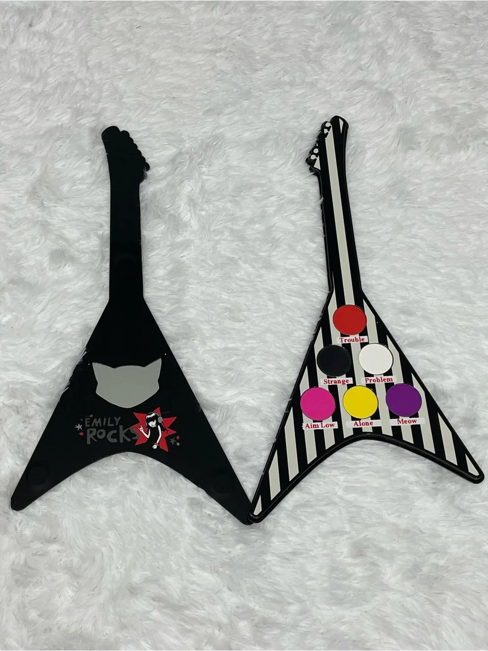 VAMPYRE COSMETICS x EMILY THE STRANGE Collab Guitar Makeup Eyeshadow Palette